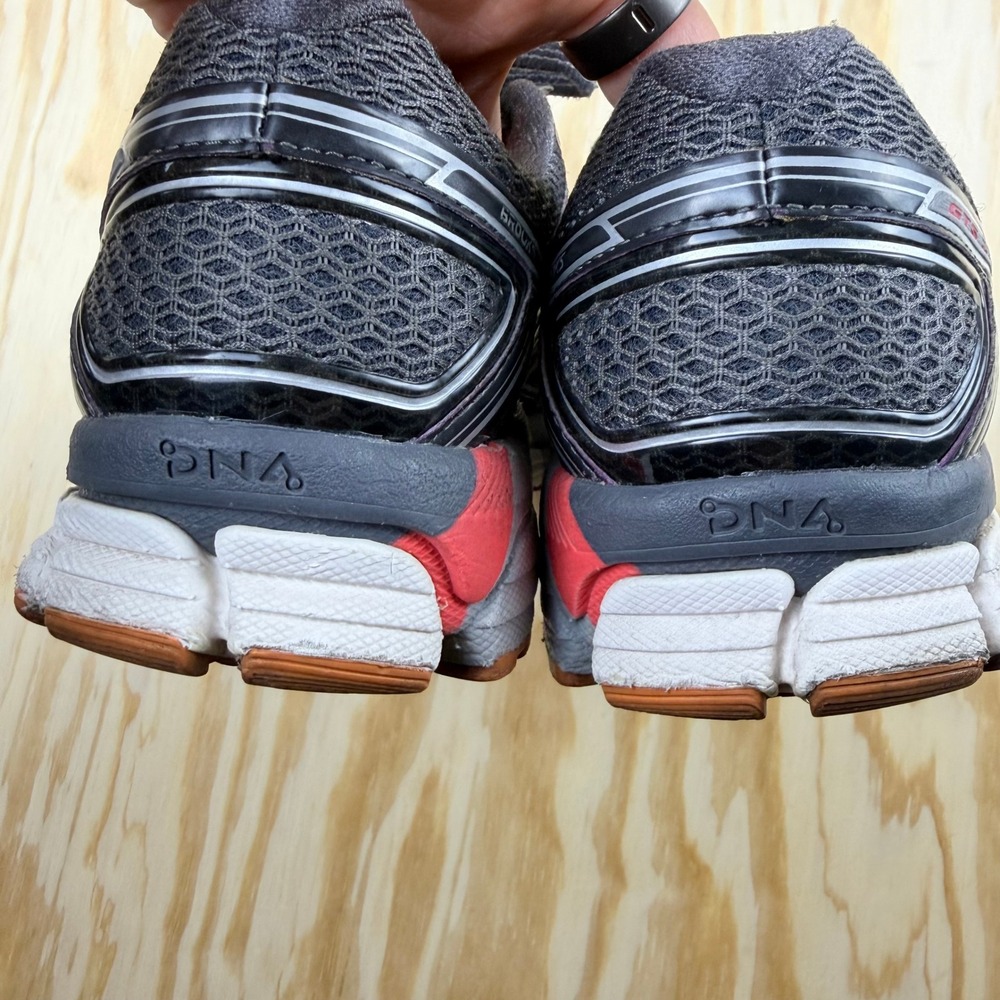 Brooks Adrenaline GTS 17 Womens 8.5 Wide Running Shoes Grey Pink 1202311D044 - Picture 6 of 10